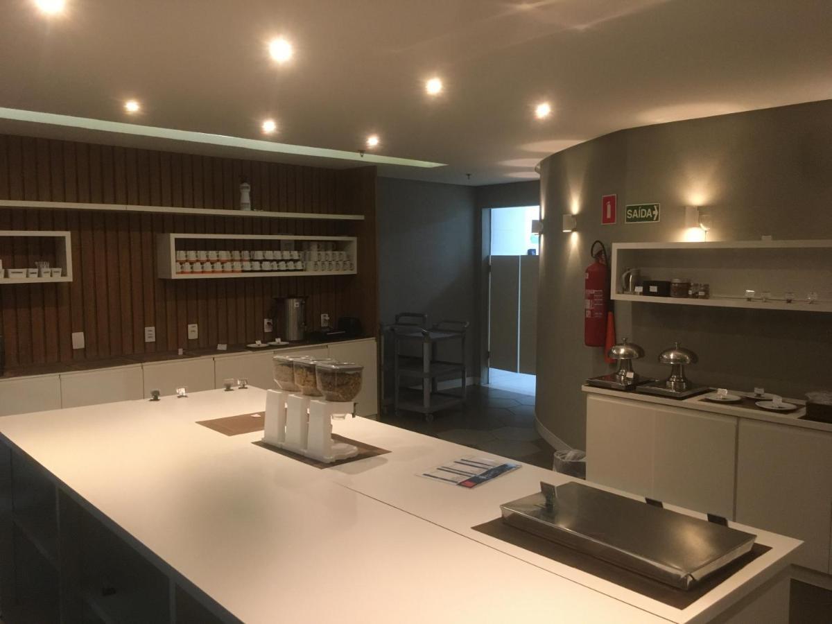 Samba - ótimo Apto C/cozinha Até 04 Hóspedes Apartamento